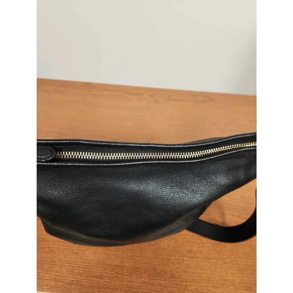 Coach Dufflette Pebble Leather Crossbody Bag Black 35775. See pictures for condi